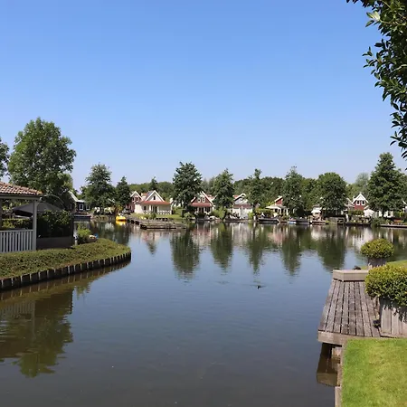 Holiday home On The Water With Veranda *